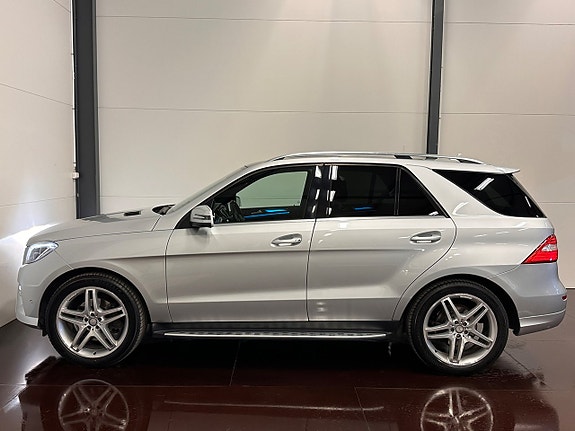 Mercedes-Benz ML350 6 of 30