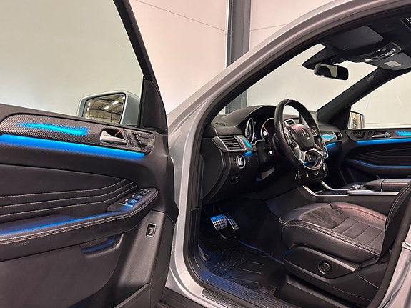 Mercedes-Benz ML350 13 of 30