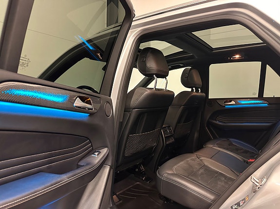 Mercedes-Benz ML350 14 of 30