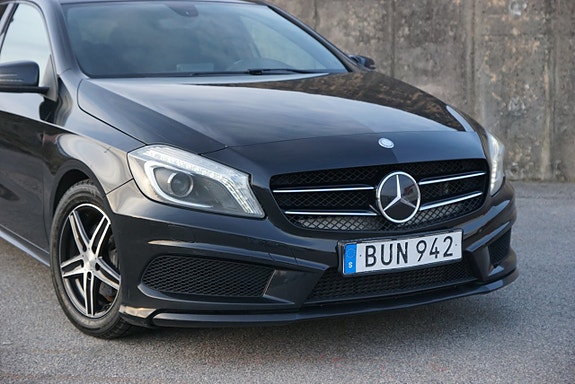 Mercedes-Benz A180 3 of 20