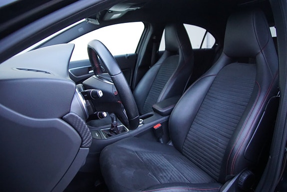 Mercedes-Benz A180 13 of 20