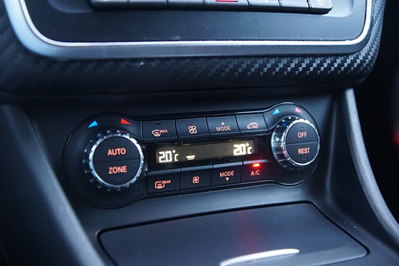 Mercedes-Benz A180 17 of 20