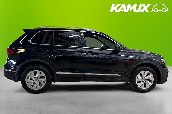 Volkswagen Tiguan 2 of 5