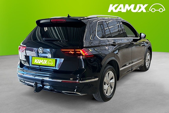 Volkswagen Tiguan 4 of 5