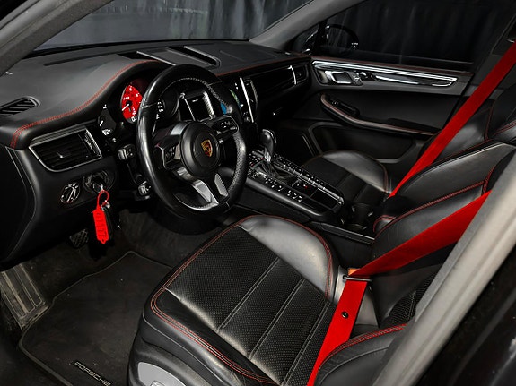 Porsche Macan GTS 19 of 30