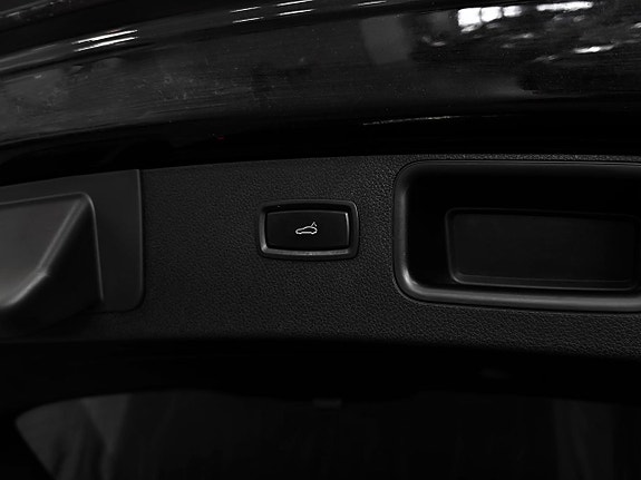 Porsche Macan GTS 16 of 30