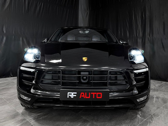 Porsche Macan GTS 6 of 30