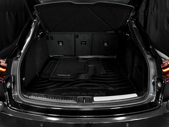 Porsche Macan GTS 15 of 30