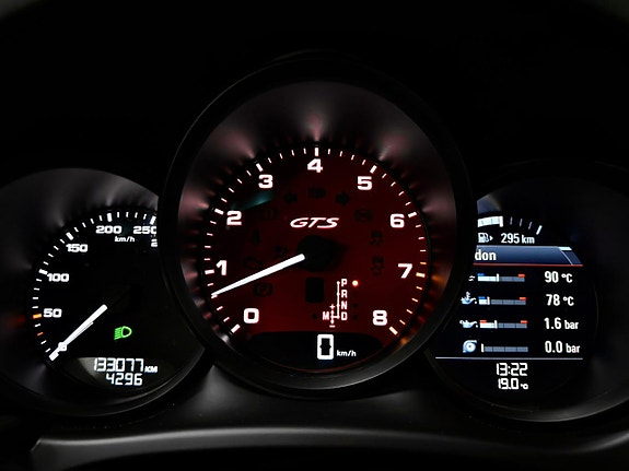 Porsche Macan GTS 23 of 30