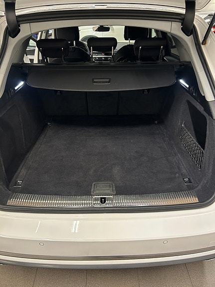 Audi A4 9 of 11