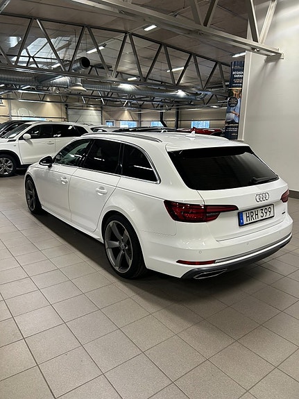 Audi A4 3 of 5