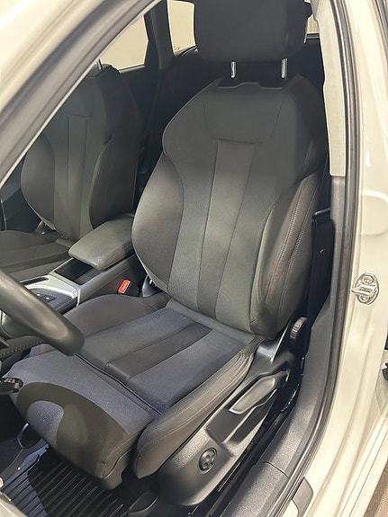 Audi A4 7 of 11
