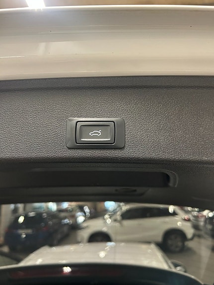 Audi A4 10 of 11