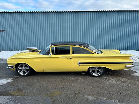 Chevrolet Biscayne 3 of 18