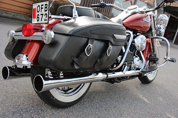 Harley-Davidson Road King Classic FLHRCI Twin Cam 88 10 of 11