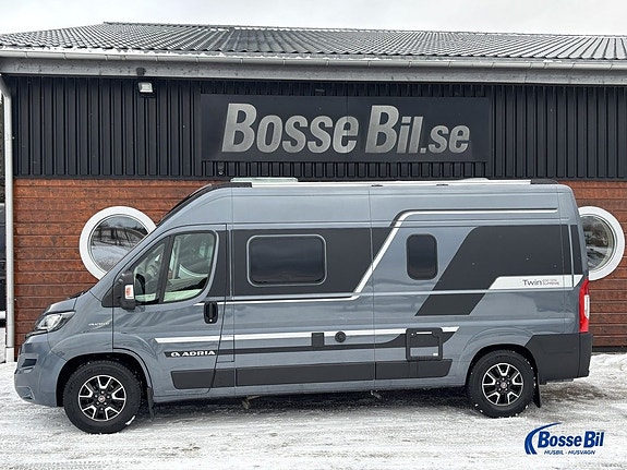 Adria TWIN Supreme 600 SPB  * Solcell * Automat * 160Hk * Extrabädd *