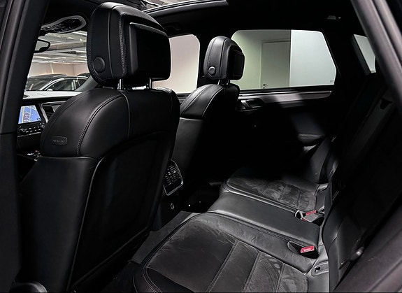Porsche Macan GTS 10 of 15