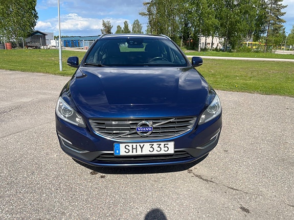 Volvo V60 7 of 26