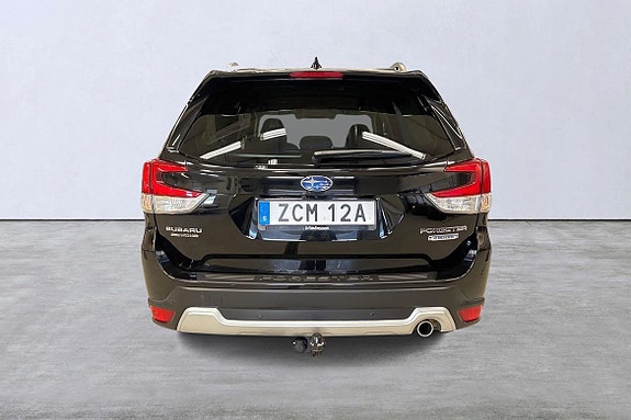 Subaru Forester 5 of 5