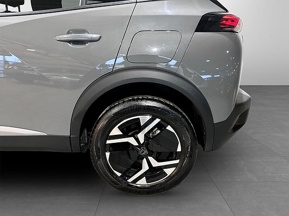 Peugeot 2008 14 of 15
