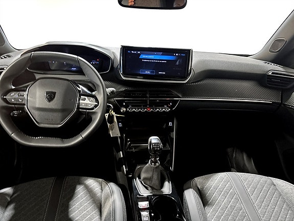 Peugeot 2008 6 of 15