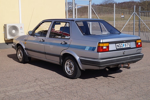Volkswagen Jetta 5 of 5