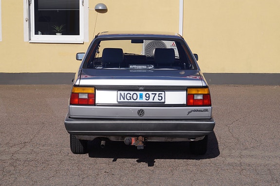 Volkswagen Jetta 7 of 27