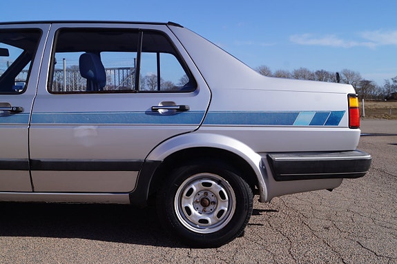Volkswagen Jetta 11 of 27