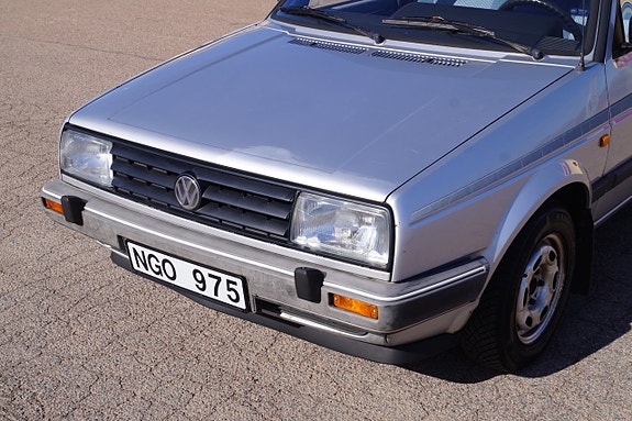 Volkswagen Jetta 14 of 27