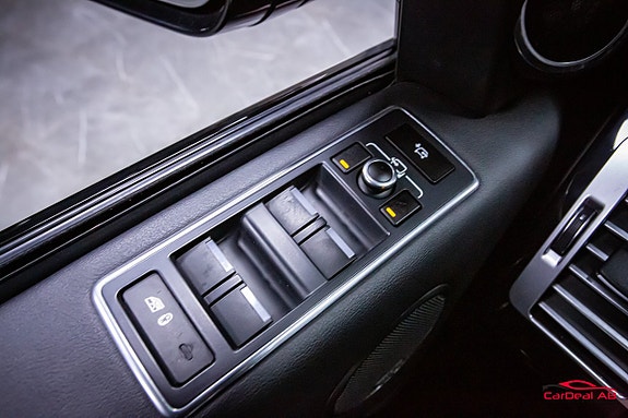 Land Rover Range Rover 27 of 28