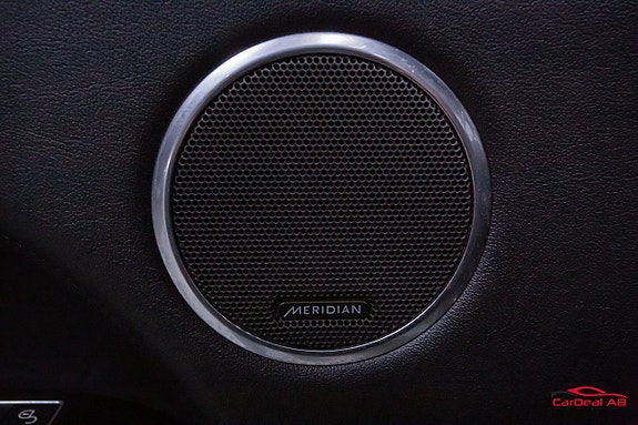 Land Rover Range Rover 26 of 28