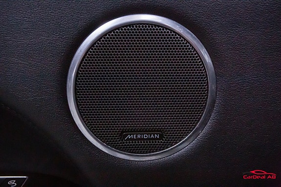 Land Rover Range Rover 29 of 30