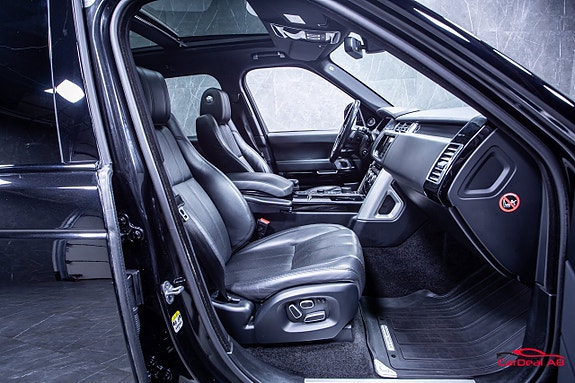 Land Rover Range Rover 15 of 30