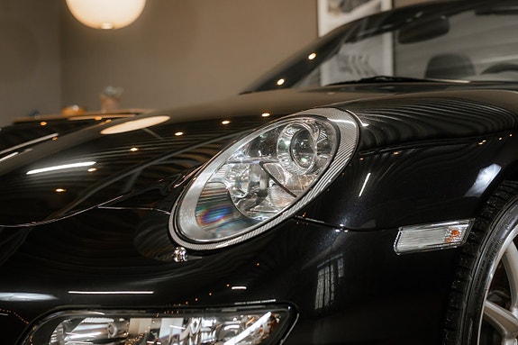 Porsche 911 4 of 5
