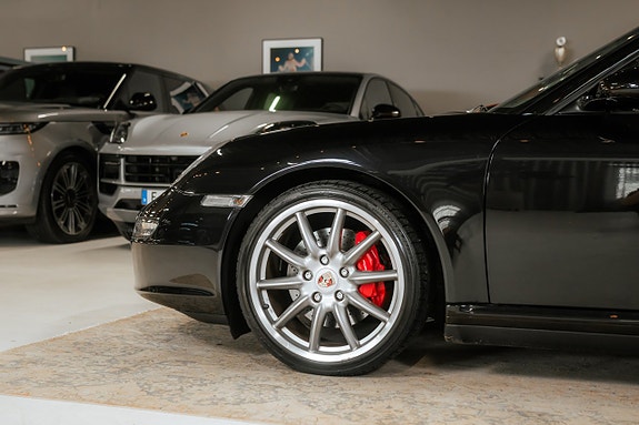 Porsche 911 8 of 30