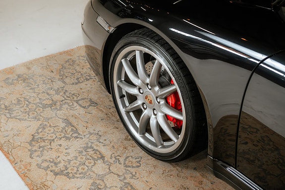 Porsche 911 14 of 30