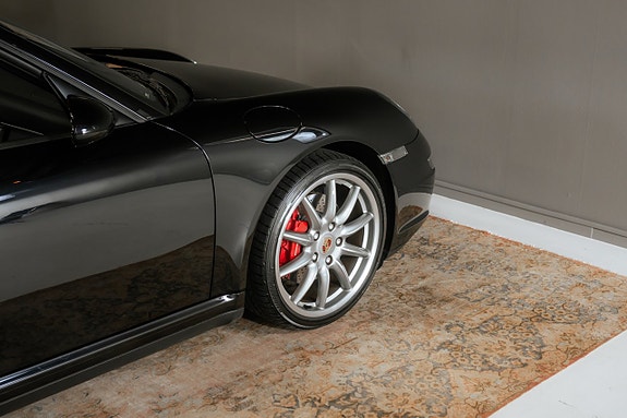 Porsche 911 15 of 30
