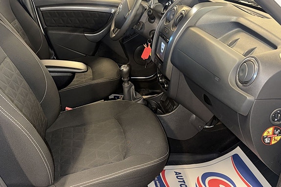 Dacia Duster 8 of 11