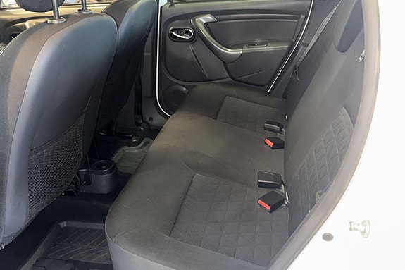 Dacia Duster 9 of 11