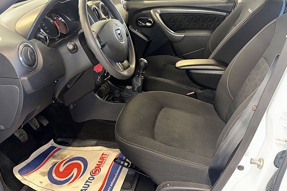 Dacia Duster 7 of 11