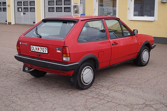 Volkswagen Polo 3 of 5