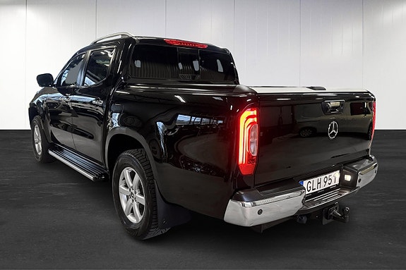 Mercedes-Benz X350 d 3 of 5