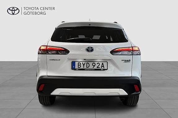 Toyota Corolla Cross 7 of 13