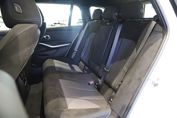 BMW 320d 11 of 11
