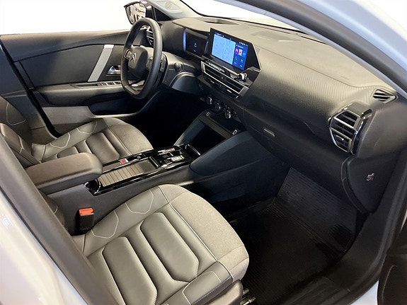 Citroen C4 X 11 of 15
