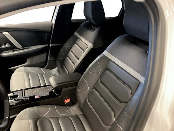 Citroen C4 X 5 of 5