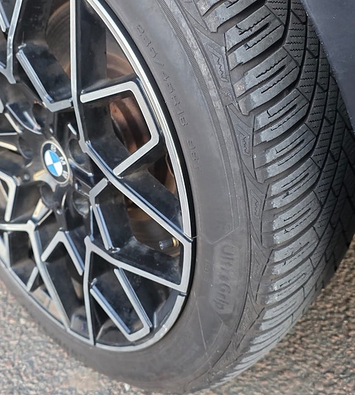 BMW 750Li 19 of 30