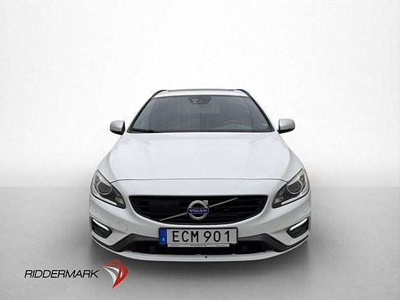 Volvo V60 2 of 27