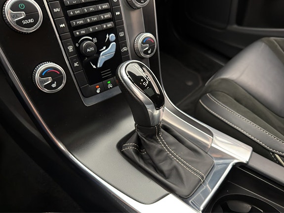 Volvo V60 19 of 27