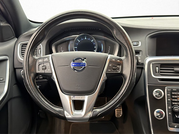 Volvo V60 12 of 27